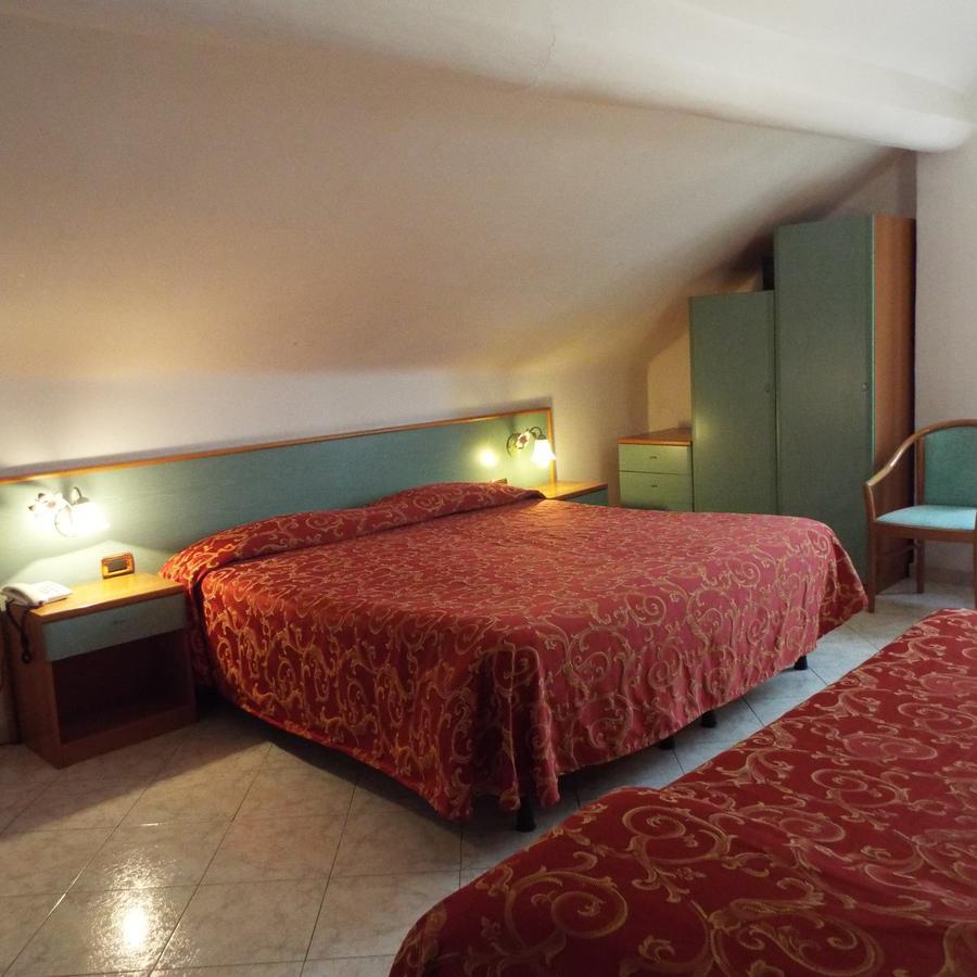Hotel Ideale Varazze Exterior photo